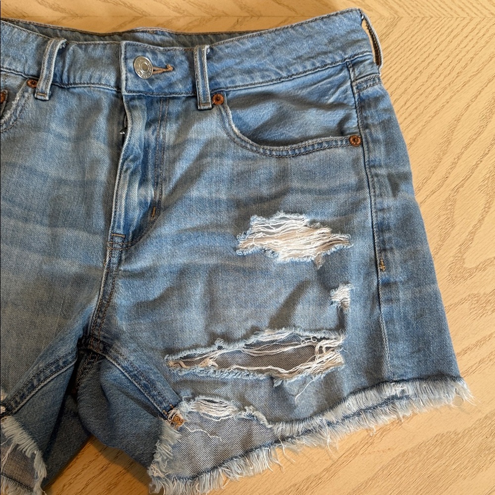 Distressed Denim Women Shorts 💜✝️ - Picture 3 of 8